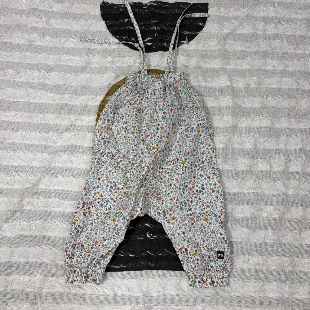 Tea Collection Baby Girl Floral  Jumpsuit Sz 9-12 Mos